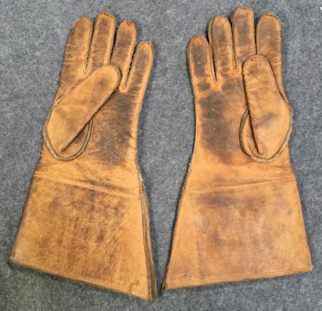 Motorcyclist/Drivers Leather Gauntlets #1