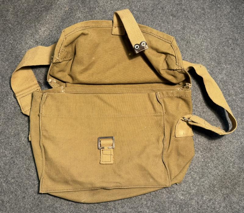 Satchel Signals 1943