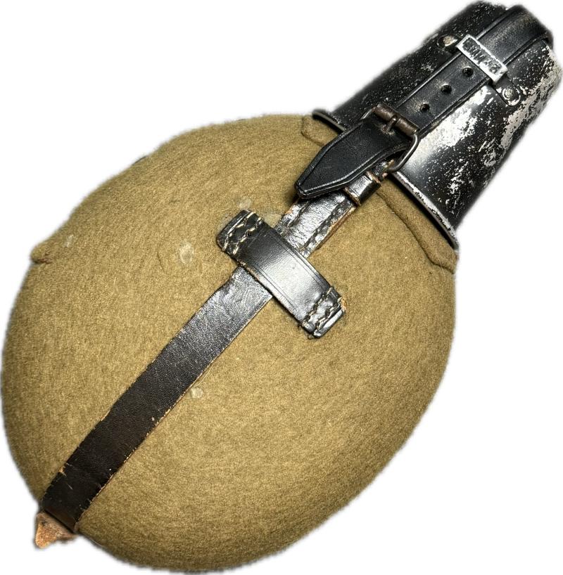 German WW2 Water Bottle, Larger Type