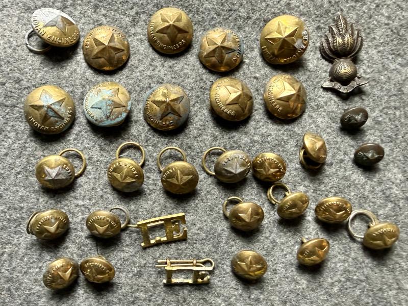 Indian Engineers Buttons and Badges